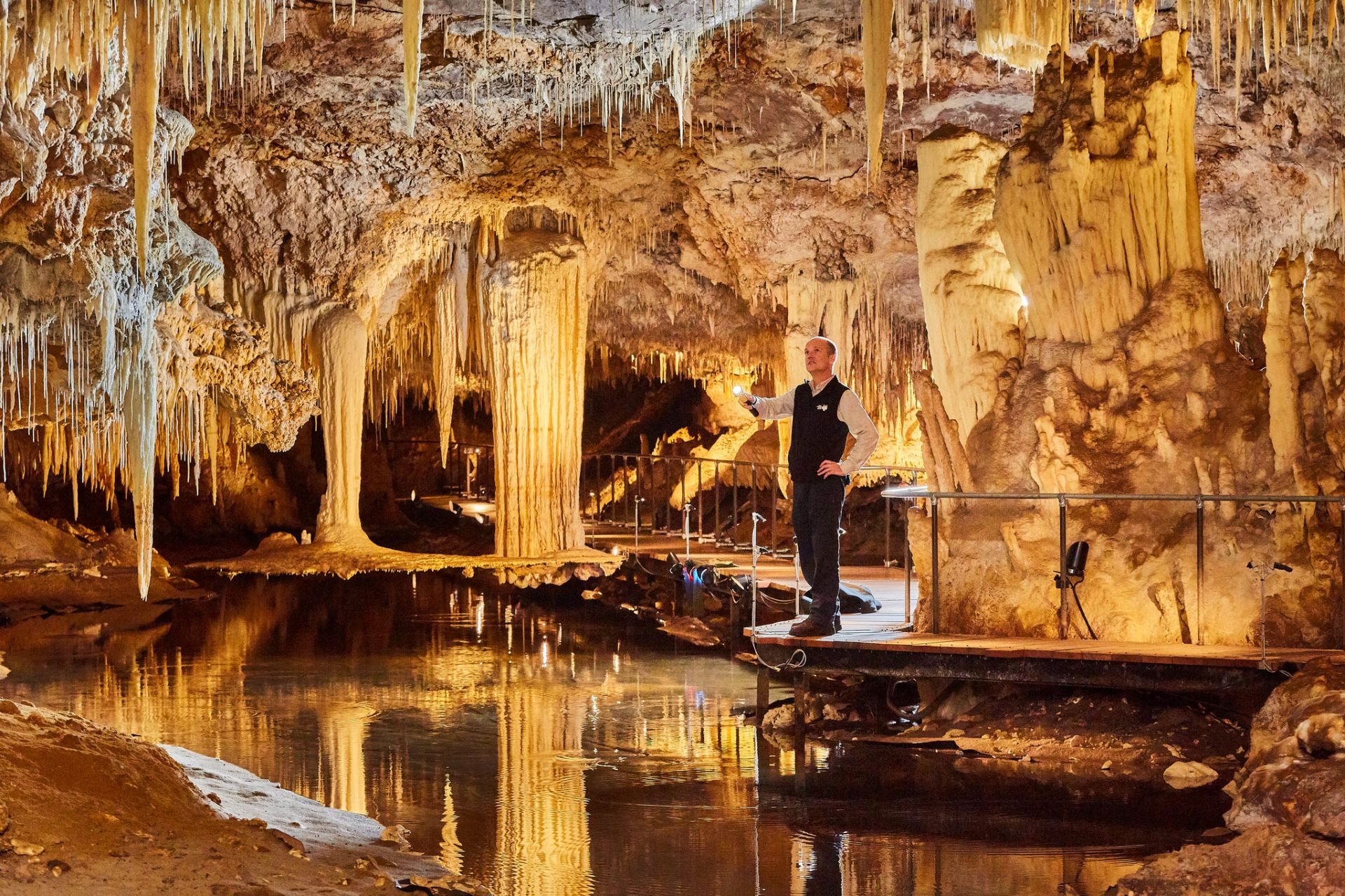 2023 Jewel Cave Fully-guided Tour (Located In Western Australia ...